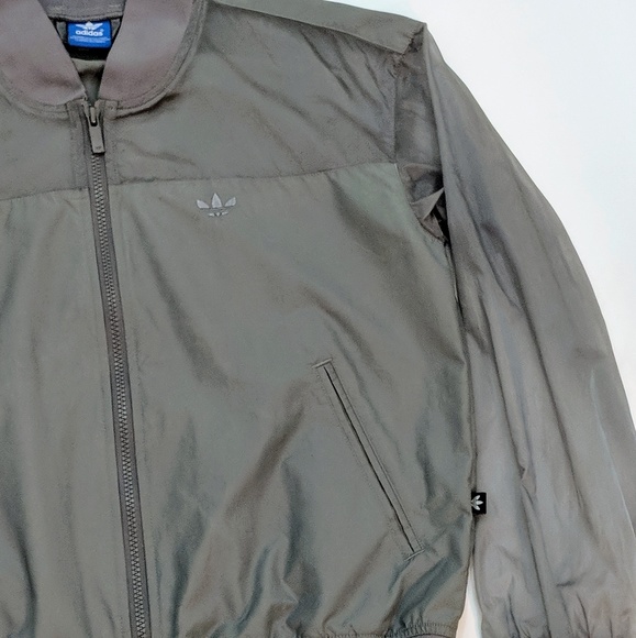 Adidas jacket - Picture 4 of 6